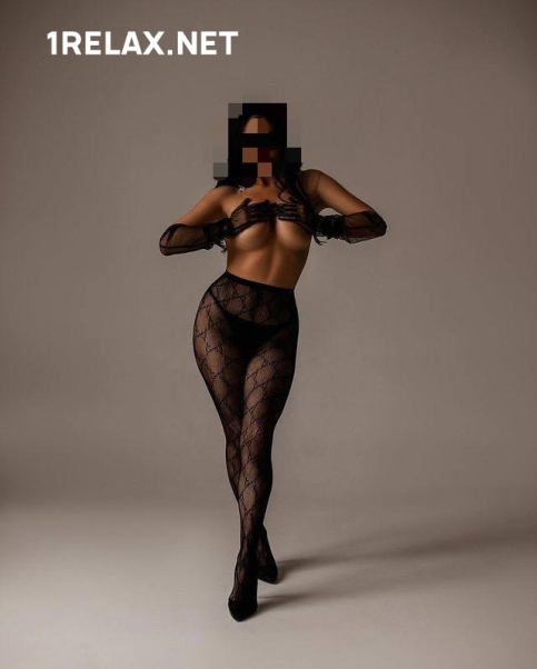 Девушка массажистка Николь, салон Монро фото №3