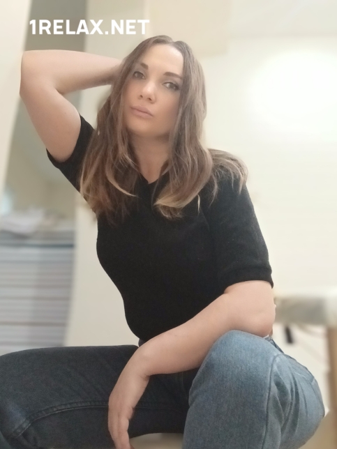 Девушка массажистка Алина, салон Алина фото №2